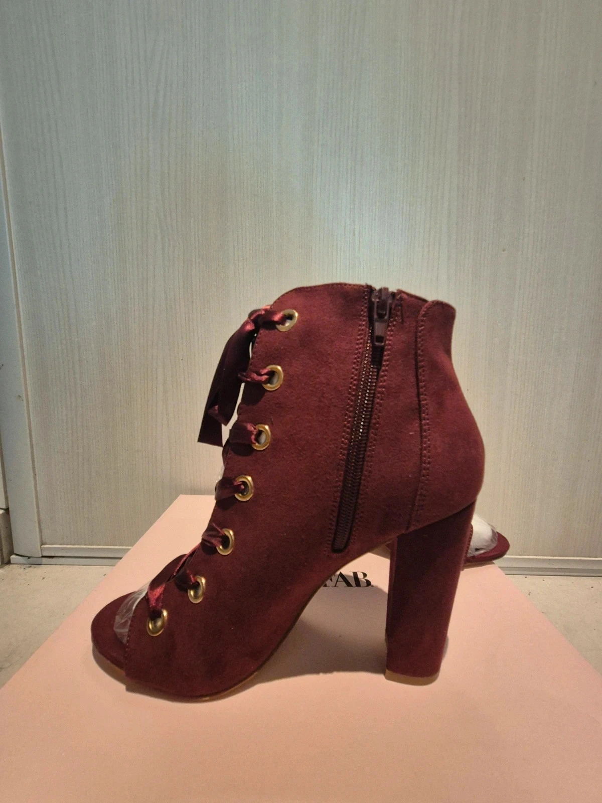Burgundy ankle boots – photo 4